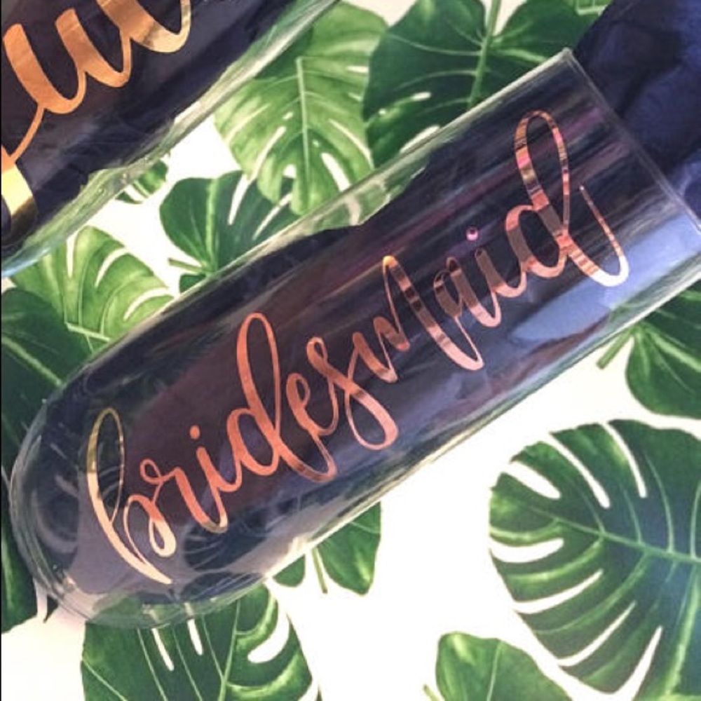 Bride and bridesmaid flute